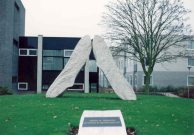 Onderduikers monument